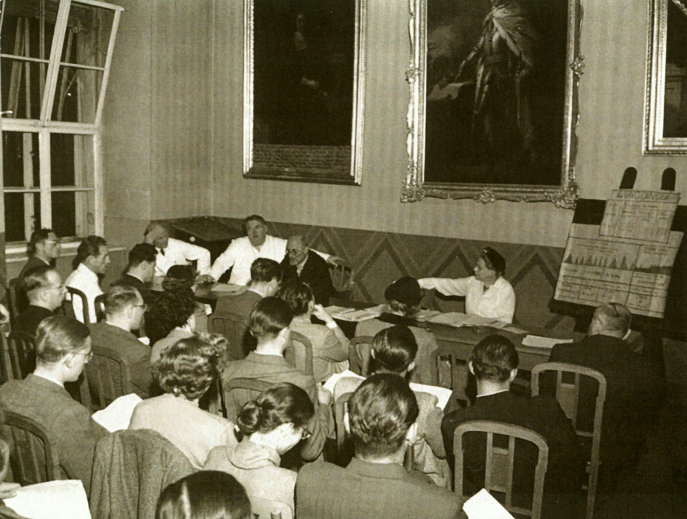 College of Surgeons 1953 WMA Verein - Über Uns