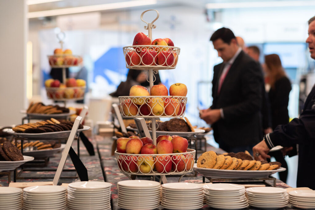 Buffet mit Obst - Kongressmanagement von WMA
